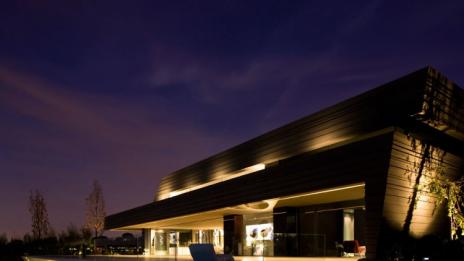 Най-красивият диалог между архитектура и скулптура