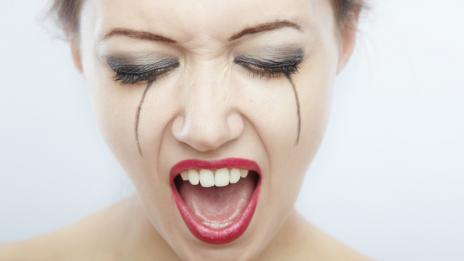 Сълзите може и да парят