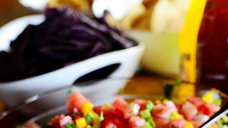 Динена салца по мексикански