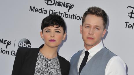 Джош Далас и Дженифър Гудуин се сгодиха