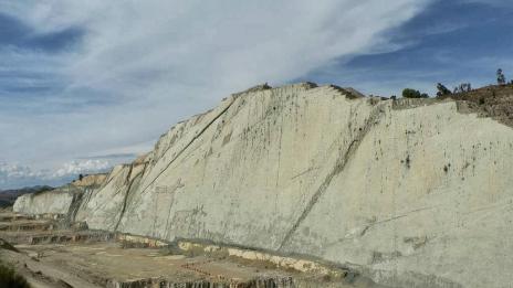 Динозавърската стена в Боливия