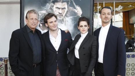 Рупърт Сандърс все още обича Кристен Стюарт