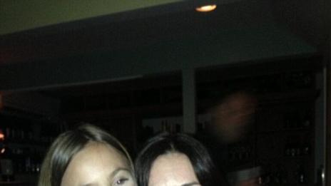 Кортни Кокс отбеляза 49 години със звездно парти