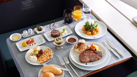 Отличниците авиокомпании, предлагащи най-добрата храна