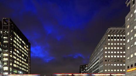 Хартиена флотилия с променливи цветове