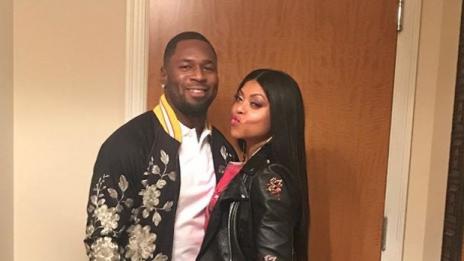 Тараджи П. Хенсън се сгоди!