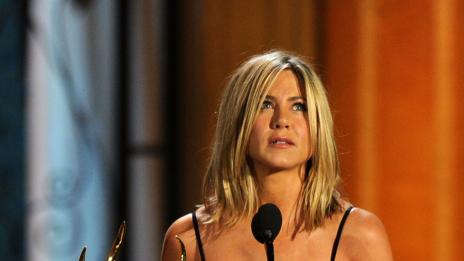 Анистън ще получи холивудска звезда догодина