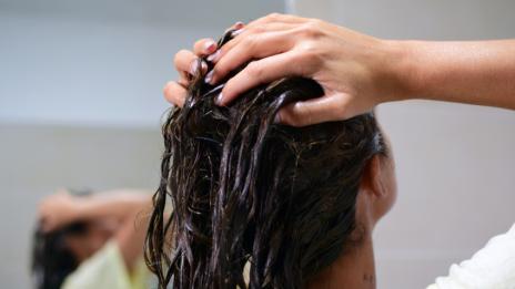 Задължителни правила при маските за коса