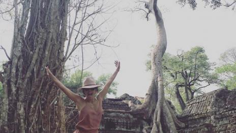 Ева Лонгория замина на меден месец в Камбоджа