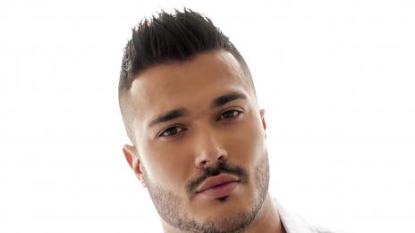 Галин се оплака, съсед му наводнил новия апартамент