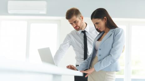 5 ползи от работенето в изправено положение