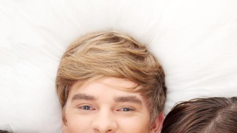 Как да попитате гаджето си съгласно ли е на тройка