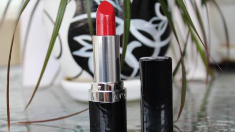 Днес пробвам: Avon True Colour