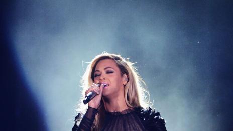 Бионсе и Гуинет пропуснаха бебешкото парти на Ким