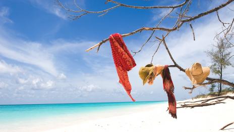 Къде почива съвременният Робинзон Крузо