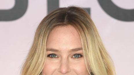 Бар Рафаели се сгоди