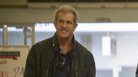 Мел Гибсън заведе дъщеря си в Австралия