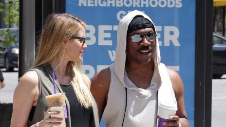 Деветото дете на Еди Мърфи се роди