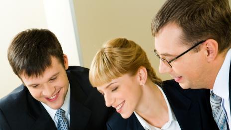 Проклятието – повече от един шеф