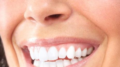 Бели зъби, но без бели петна