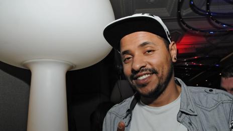 VenZy вече е самурай – с ново гадже, с нов меч и нова цел