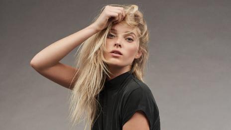 Как да носим слим дънки тази есен?