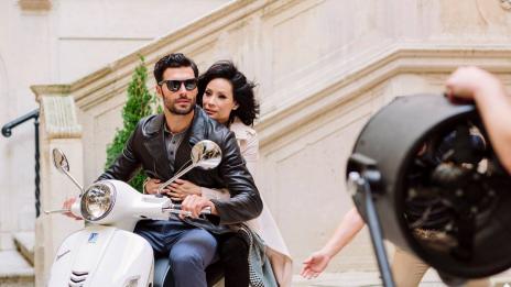 Мариан Кюрпанов в реклама с холивудската звезда Луси Лиу