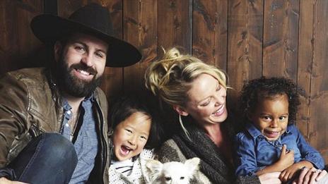 След две осиновени дъщери Катрин Хейгъл е бременна!