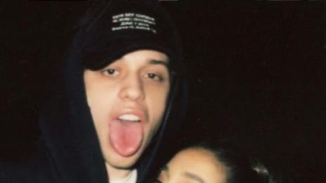 Ариана посвети 6-та татуировка на годеника си