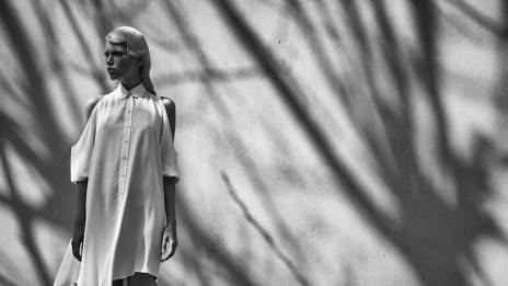 На няколко крачки от ръба