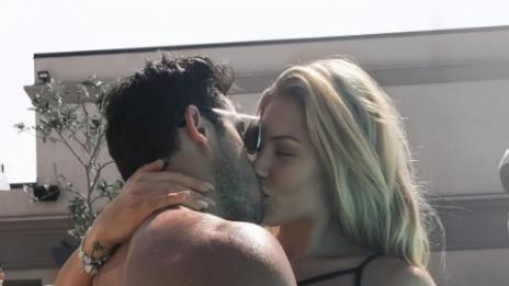 Какво да правите, ако бившият ѝ е още в картинката?