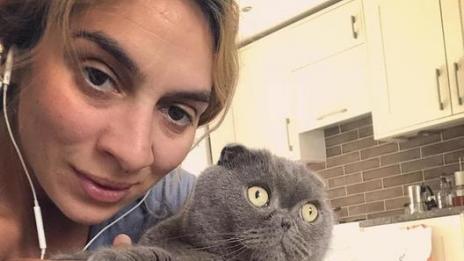 Тризначката Любов дари с момиче турския си приятел