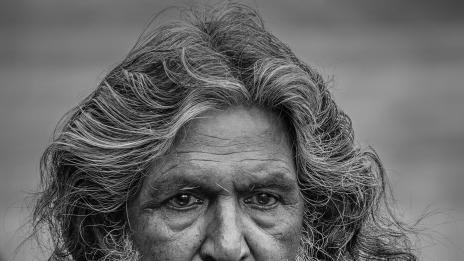 Възрастни хора се превръщат в божества