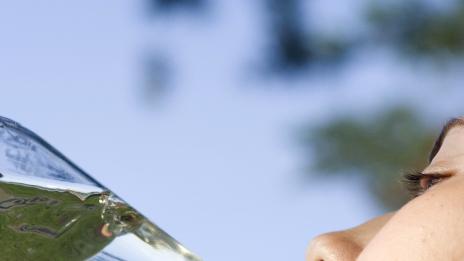 Как да пиете повече вода през деня?