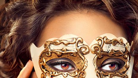 Три съвета за неустоима празнична визия