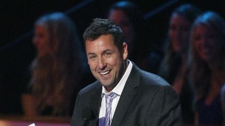 Адам Сандлър е бил атакуван от гепард