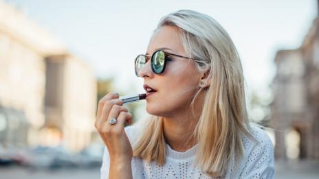 8 неща, които не трябва да споделяте с никого