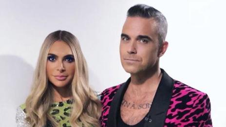 Роби съсипан, костенурката му Гигс умряла