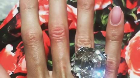 Руски олигарх зарадва своята булка с пръстен за 9 млн. евро