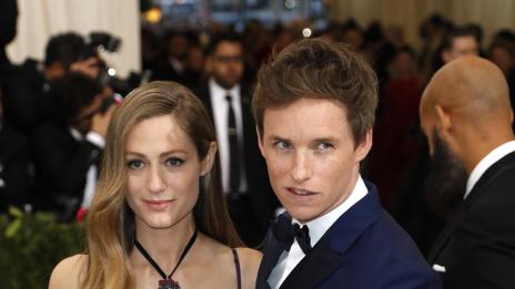 Гаф: Не пуснаха Еди Редмейн на парти на Риана