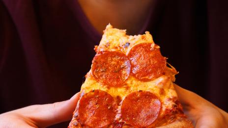 Какво да закусвате? Пица – полезно е!