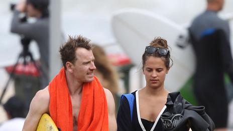 Майкъл Фасбендър показа новата си приятелка