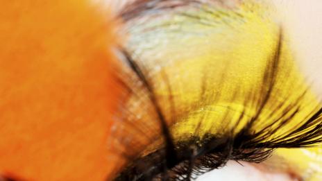 Красотата на грима в движение