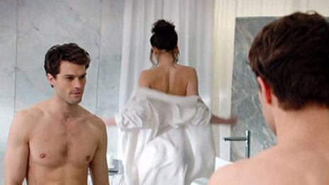 Дакота Джонсън:  Ще принудя Дорнан да се съблече напълно