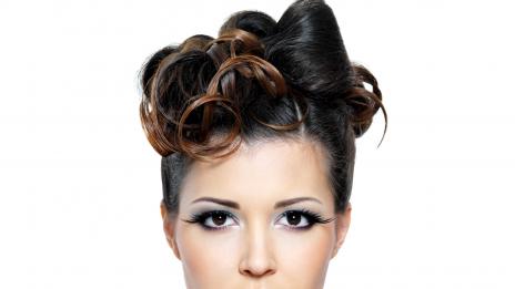 Между Коко Шанел и Сатаната