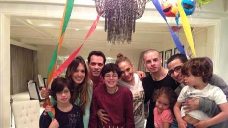 Дженифър Лопес, Каспър Смарт и Марк Антъни се събраха