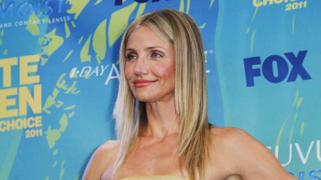 Камерън Диас "посегна" и на лицето си