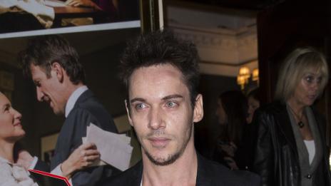 Джонатан Рис Майърс не носи бельо, когато снима секс сцени