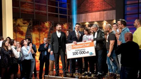 Божана грабна 100-те хиляди в MasterChef