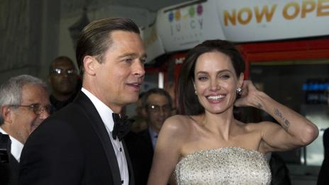 Бранджелина търсят дом в Лондон